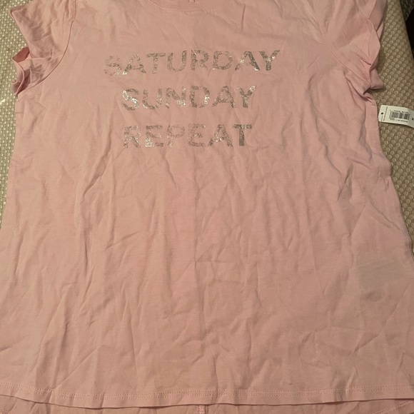 NWT LOVE BY GAP PINK GRAPHIC T- SHIRT “SATURDAY SUNDAY REPEAT LARGE - Picture 6 of 8